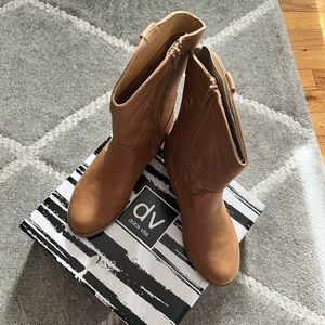 Dolce vita cowgirl boots -NWT-size 4 big kid